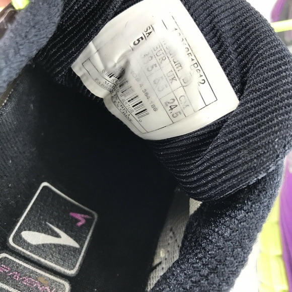 BROOKS RAVENNA 4 WOMENS SIZE 7.5 RUNNING SHOES - Picture 8 of 8